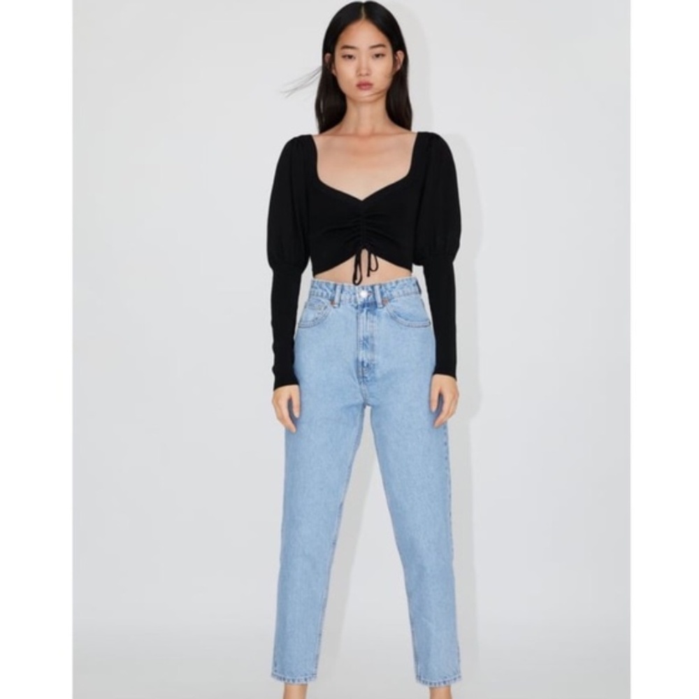 NWT Zara Boyfriend / Mom Light Wash Jeans Size 4